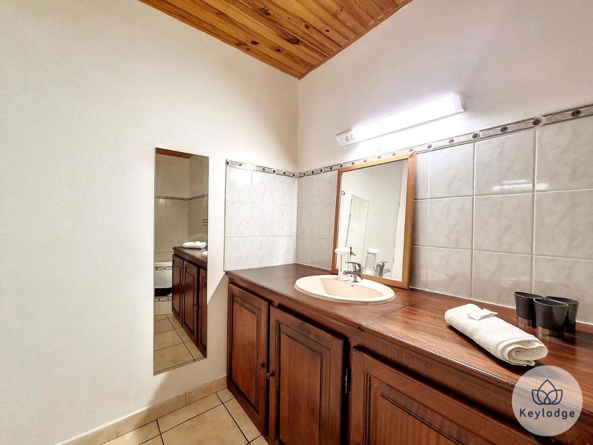 Paul Et Aliette - T3 Classe 3 Etoiles - 70M2 - แซงต์-เดอนี ภายนอก รูปภาพ